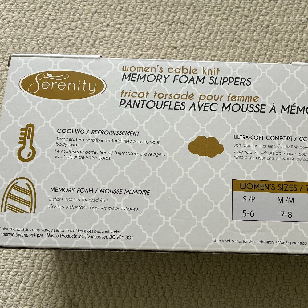 PRICE DROP - NEW in original box. Women's Slippers.  Size M - Picture 3 of 3